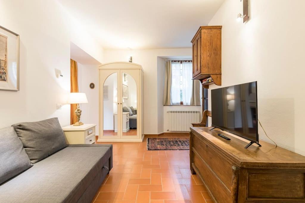 Dalu Florence Apartment Davide - Private Car Park 15 Minutes To The City Center Экстерьер фото