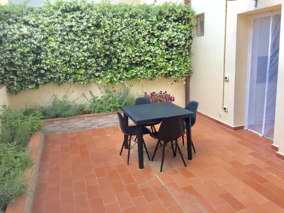 Dalu Florence Apartment Davide - Private Car Park 15 Minutes To The City Center Экстерьер фото